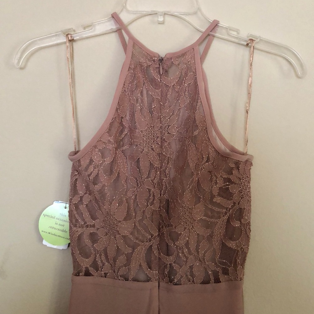 Gown - Picture 4 of 5